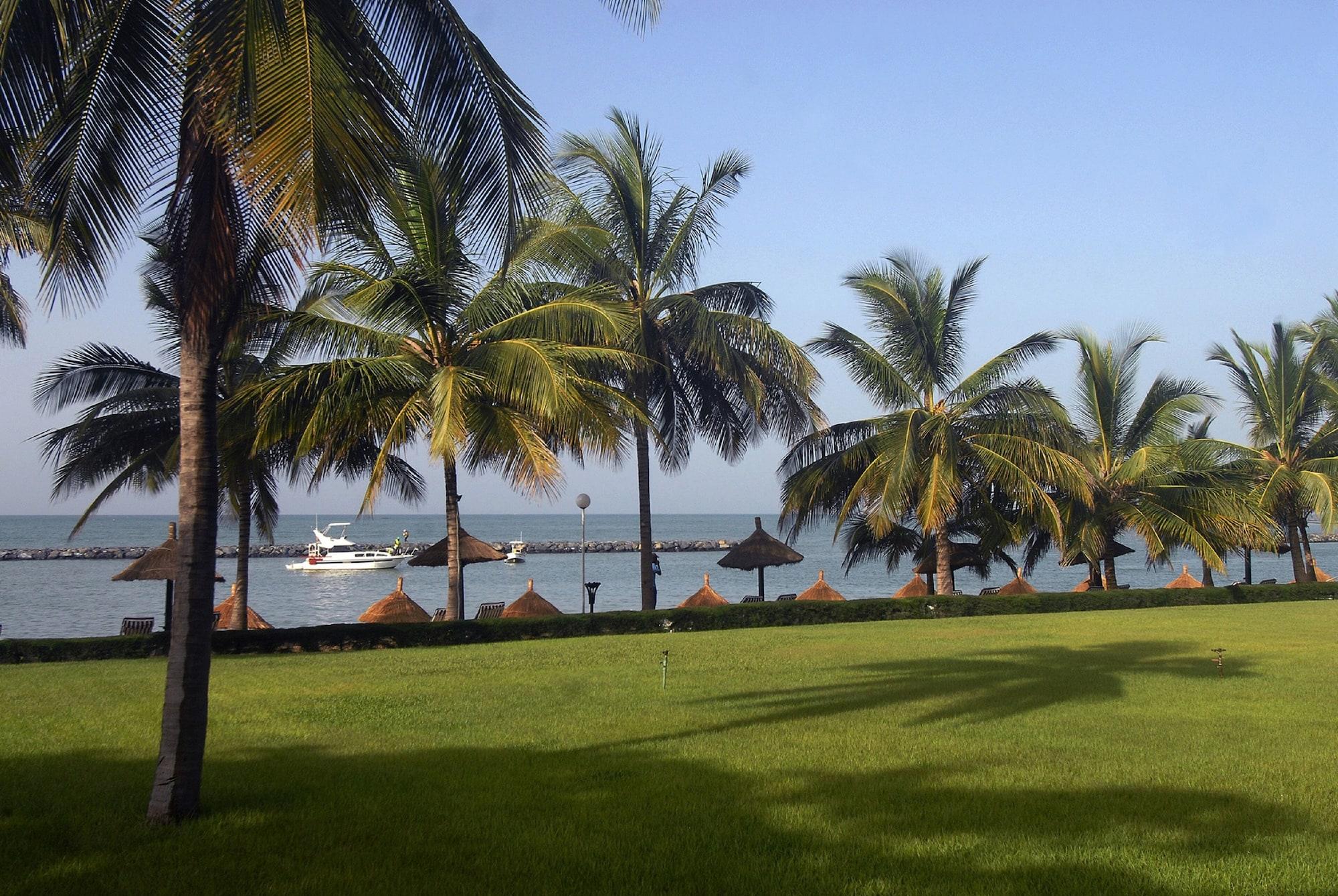 Hotel Royam Saly Portudal Buitenkant foto