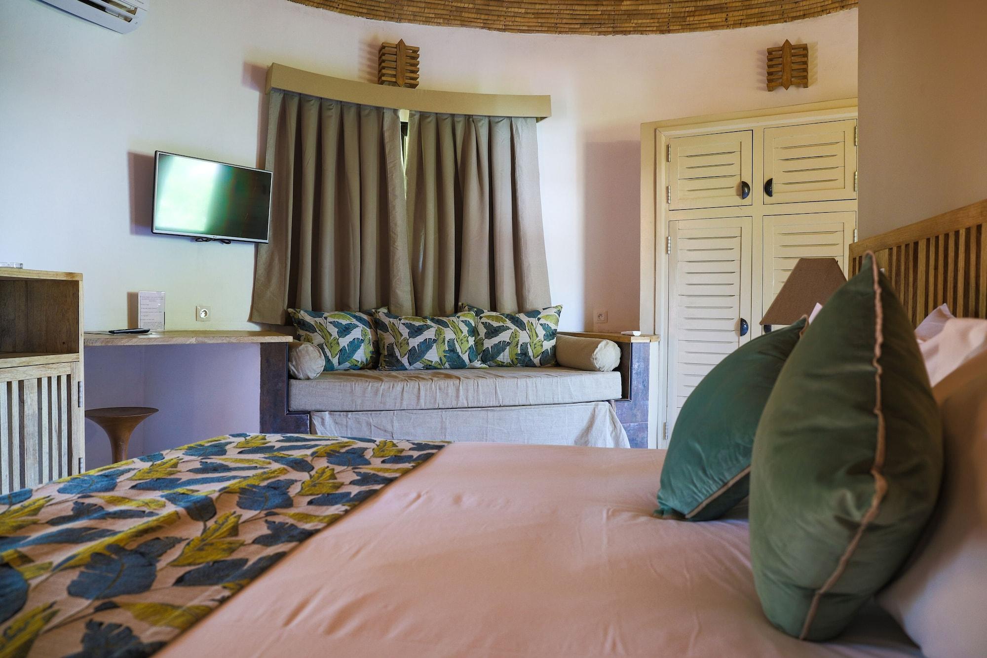 Hotel Royam Saly Portudal Buitenkant foto