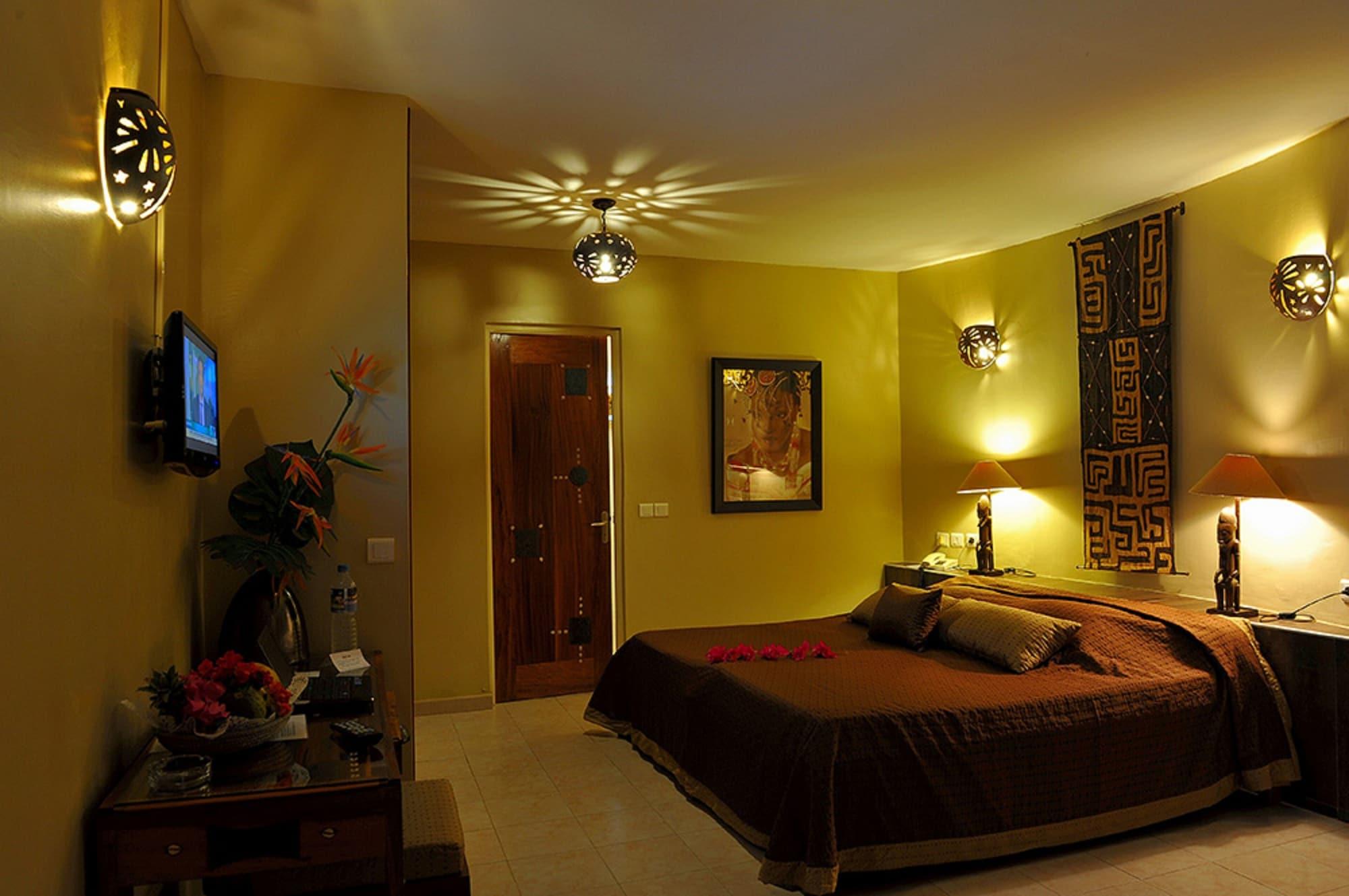Hotel Royam Saly Portudal Buitenkant foto
