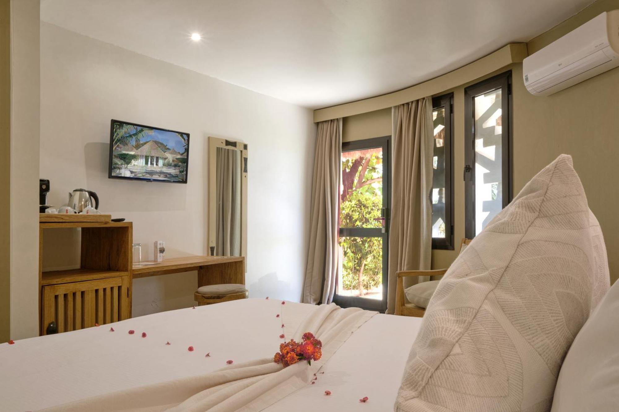 Hotel Royam Saly Portudal Buitenkant foto