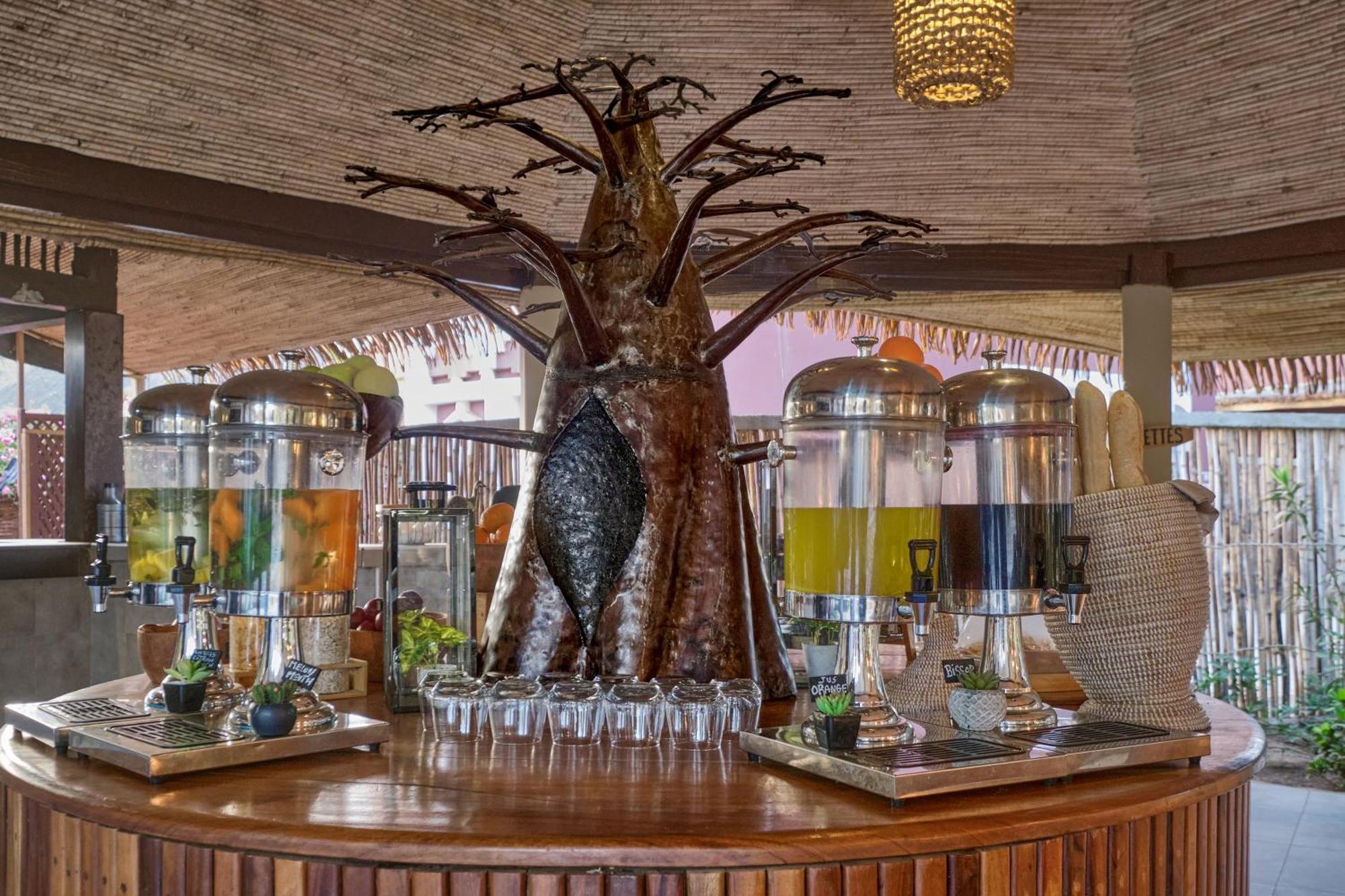 Hotel Royam Saly Portudal Buitenkant foto