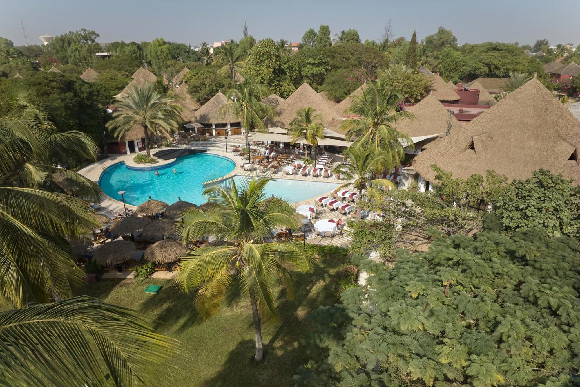Hotel Royam Saly Portudal Buitenkant foto